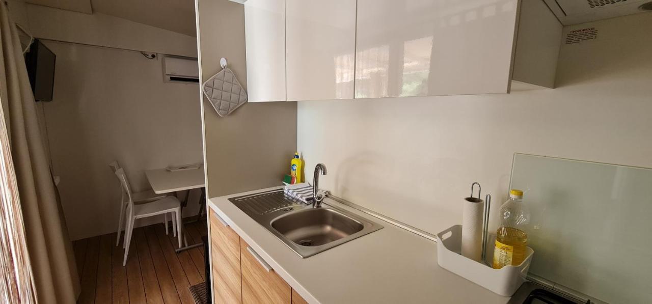 Mobile Home Andreana Jezera Bagian luar foto